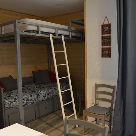 Studio Marmotte Font-Romeu 4 Personnes Avec Balcon Residence Val Soleil Entierement Renove En Juin 2021 Place De Parking & Wifi Gratuit , Draps & Serviettes De Toilettes Non Inclus, Sabanas Y Toallas No Incluidos Font-Romeu-Odeillo-Via Exterior foto