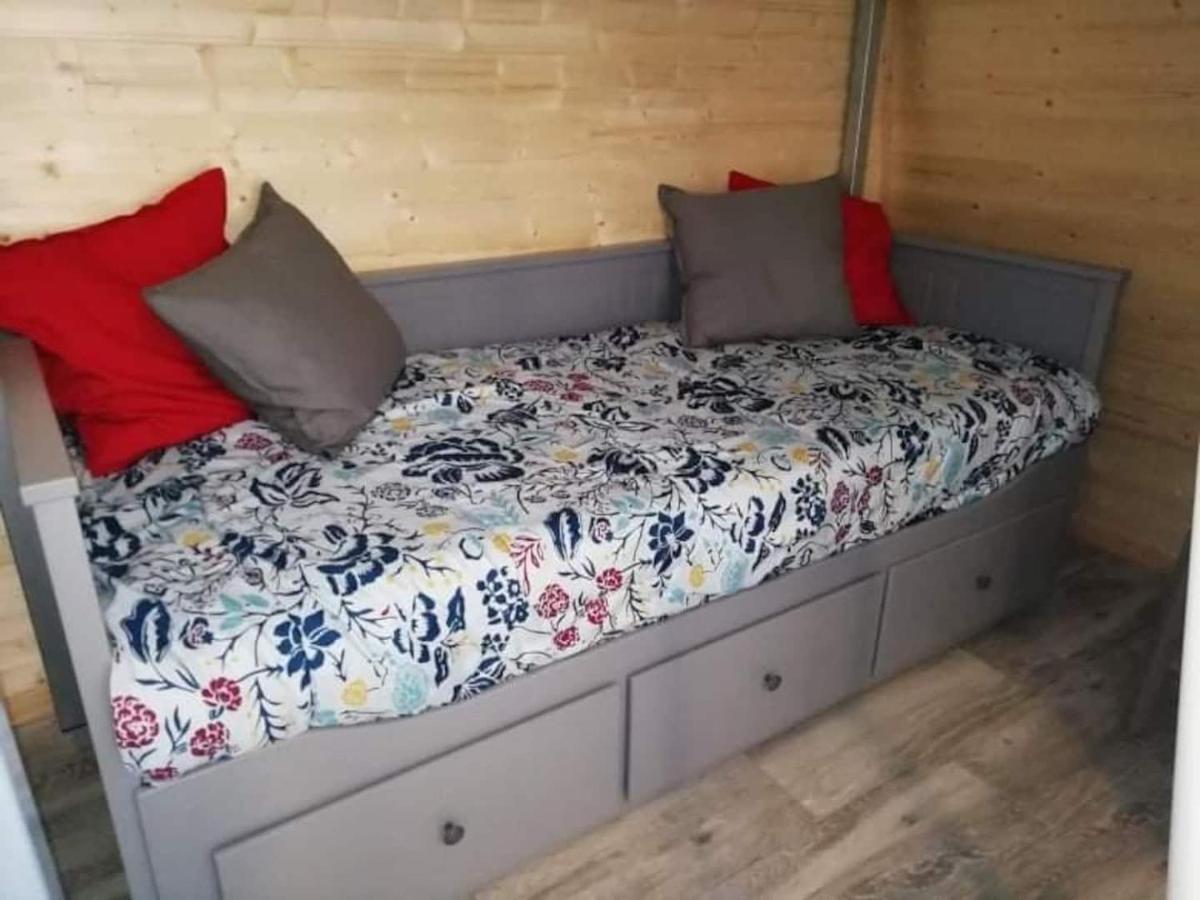 Studio Marmotte Font-Romeu 4 Personnes Avec Balcon Residence Val Soleil Entierement Renove En Juin 2021 Place De Parking & Wifi Gratuit , Draps & Serviettes De Toilettes Non Inclus, Sabanas Y Toallas No Incluidos Font-Romeu-Odeillo-Via Exterior foto